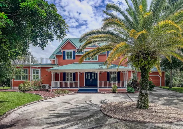 Photo 2 of Single family home for sale at 521 Sw Marion Ct, Palm City, FL 34990 | MLS# B26063360 | Listing updated on 2026-10-08