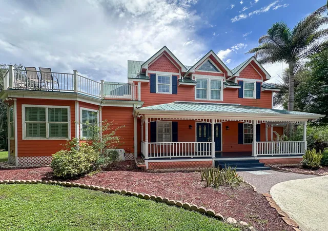 Photo 3 of Single family home for sale at 521 Sw Marion Ct, Palm City, FL 34990 | MLS# B26063360 | Listing updated on 2026-10-08