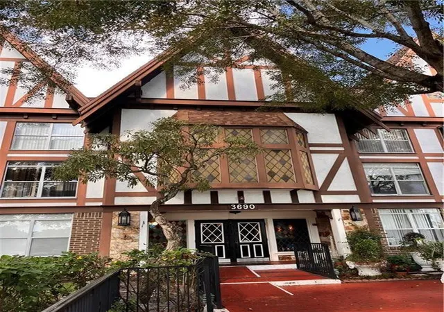 Photo 2 of Condo for sale at 3690 Inverrary Dr #2c, Lauderhill, FL 33319 | MLS# B26063459 | Listing updated on 2026-10-09
