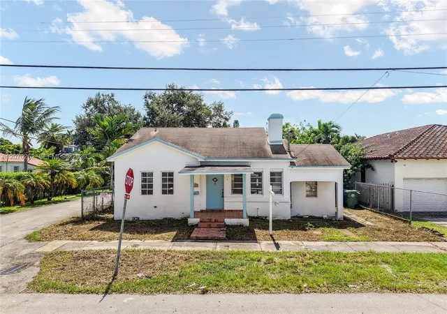 Photo 2 of Single family home for sale at 2100 SW 25th Street, Miami, FL 33133 | MLS# A12070262 | Listing updated on 2026-10-29