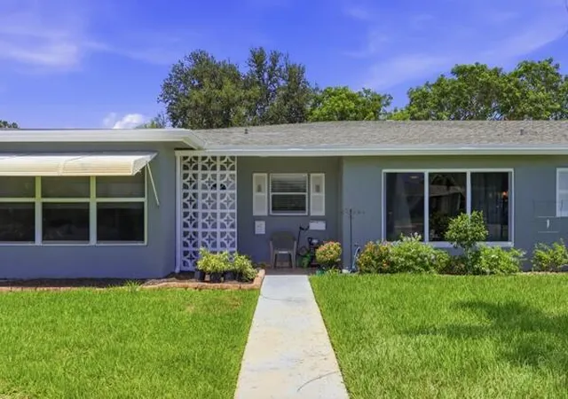 Photo 3 of Single family home for sale at 832 High Point Dr W #B, Delray Beach, FL 33445 | MLS# B26063513 | Listing updated on 2026-10-09