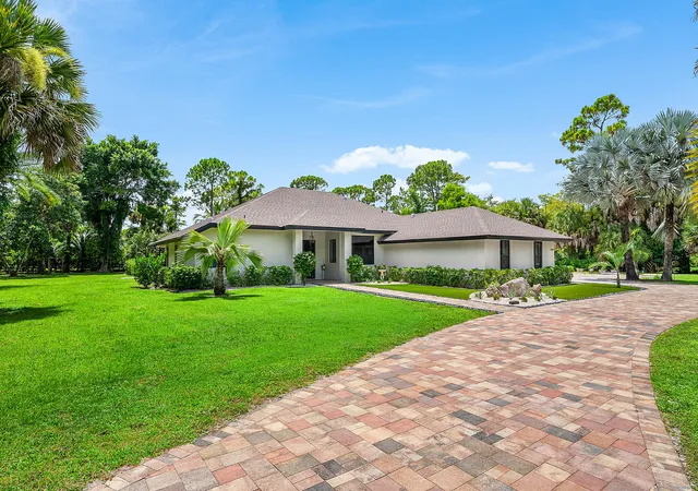 Photo 3 of Single family home for sale at 14829 Stirrup Ln, Wellington, FL 33414 | MLS# B26063543 | Listing updated on 2026-10-09