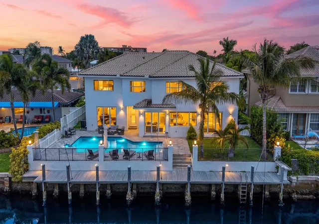 Photo 1 of Single family home for sale at 4921 Ne 28th Avenue, Lighthouse Point, FL 33064 | MLS# B26063573 | Listing updated on 2026-09-23
