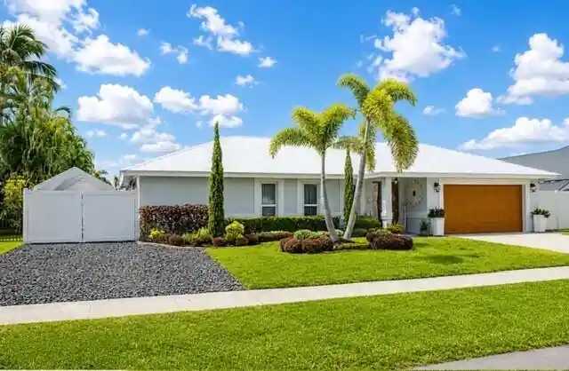 Photo 1 of Single family home for sale at 1201 Sw 25th Avenue, Boynton Beach, FL 33426 | MLS# B26063593 | Listing updated on 2026-10-20