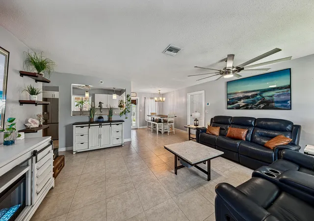 Photo 3 of Single family home for sale at 1419 Se 1st Way, Deerfield Beach, FL 33441 | MLS# B26063693 | Listing updated on 2026-10-08