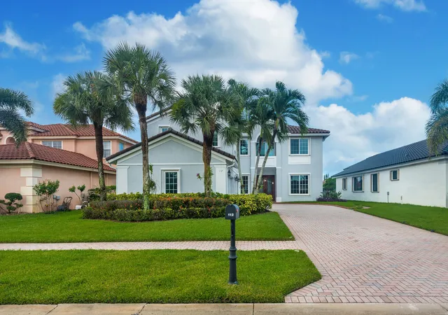 Photo 1 of Single family home for sale at 112 Isola Cir, Royal Palm Beach, FL 33411 | MLS# B26063706 | Listing updated on 2026-10-01