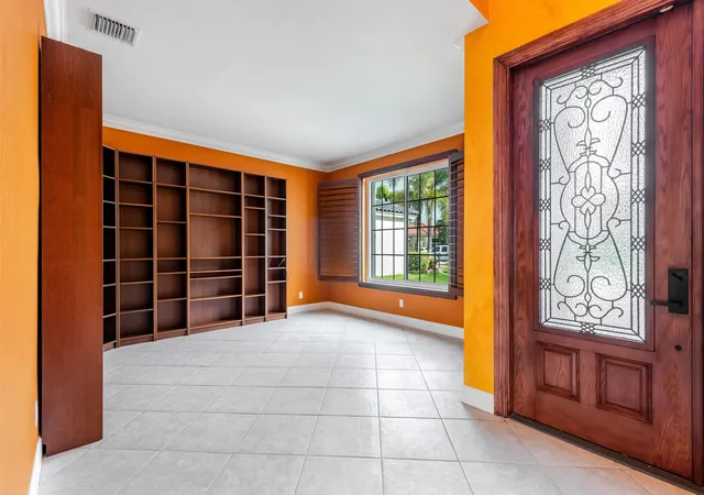 Photo 2 of Single family home for sale at 112 Isola Cir, Royal Palm Beach, FL 33411 | MLS# B26063706 | Listing updated on 2026-10-01