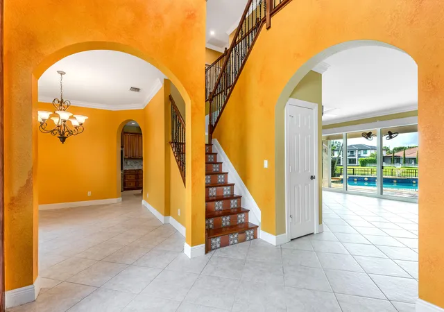 Photo 4 of Single family home for sale at 112 Isola Cir, Royal Palm Beach, FL 33411 | MLS# B26063706 | Listing updated on 2026-10-01