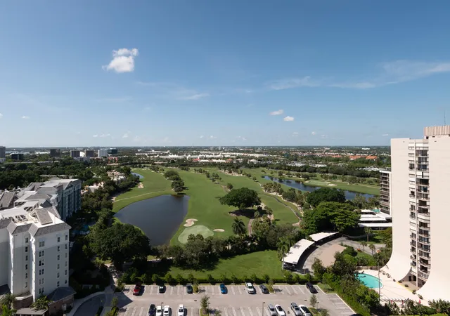 Photo 2 of Condo for sale at 2400 Presidential Way #PH6, West Palm Beach, FL 33401 | MLS# B26063724 | Listing updated on 2026-10-09