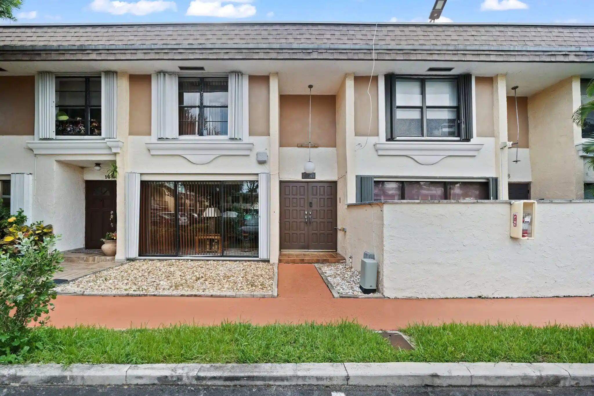 Photo 1 of Townhouse for sale at 16470 Ne 27th Place #35, North Miami Beach, FL 33160 | MLS# B26063747 | Listing updated on 2026-09-23