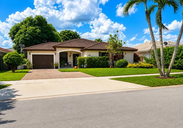 Photo 1 of Single family home for sale at 16050 Sw 101st Terrace, Miami, FL 33196 | MLS# B26063778 | Listing updated on 2026-10-08