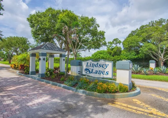 Photo 2 of Single family home for sale at 4815 47th Court, Vero Beach, FL 32967 | MLS# B26063781 | Listing updated on 2026-09-23