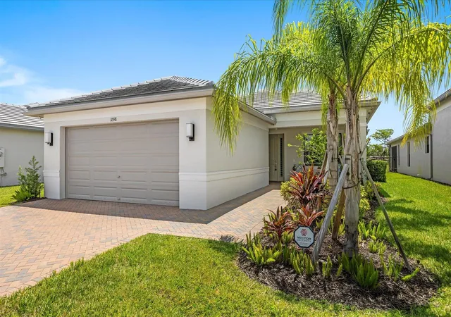Single family home for sale at 11558 SW Oceanfront Ct, Port Saint Lucie, FL 34987 | MLS# B26063800
