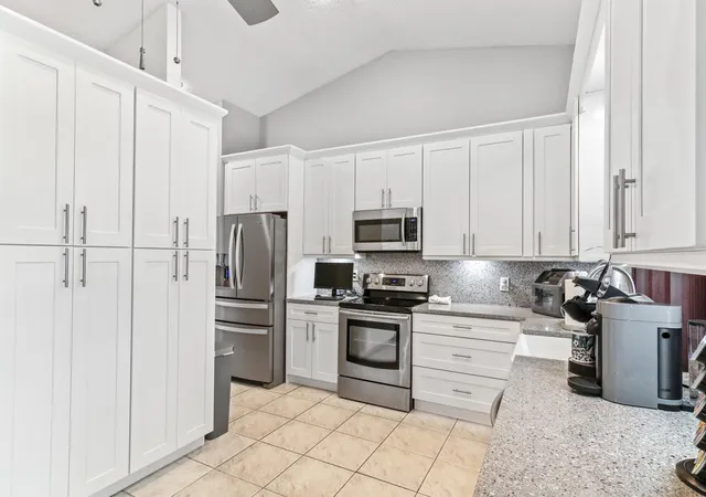 Photo 3 of Single family home for sale at 11929 Nw 2nd Manor, Coral Springs, FL 33071 | MLS# B26063812 | Listing updated on 2026-10-01