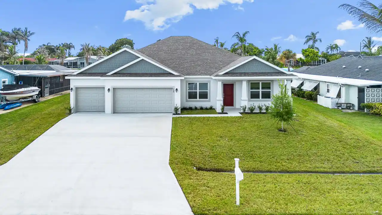 Photo 1 of Single family home for sale at 798 Se Seahouse Dr, Port Saint Lucie, FL 34983 | MLS# B26063818 | Listing updated on 2026-10-27
