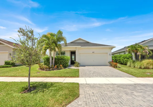 Photo 2 of Single family home for sale at 977 Se Crosswood Way, Port Saint Lucie, FL 34984 | MLS# B26063832 | Listing updated on 2026-10-09