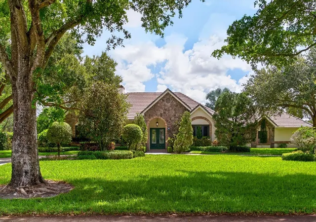 Photo 2 of Single family home for sale at 5591 W Leitner Dr, Coral Springs, FL 33067 | MLS# B26063836 | Listing updated on 2026-09-24