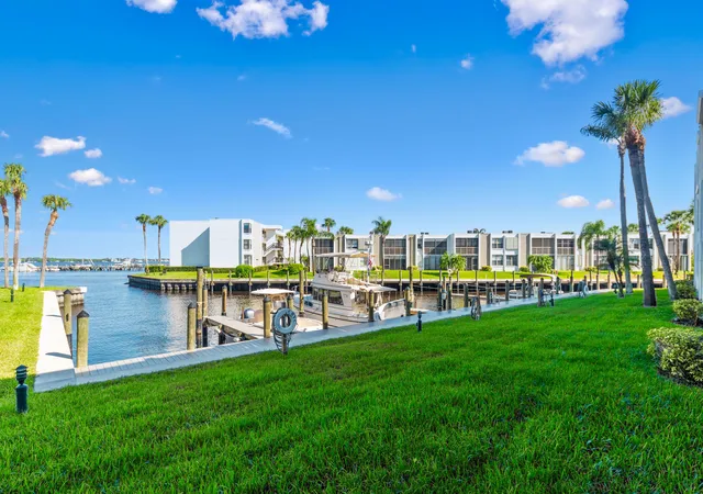 Photo 3 of Condo for sale at 1950 SW Palm City Rd #12-103, Stuart, FL 34994 | MLS# B26064005 | Listing updated on 2026-09-23