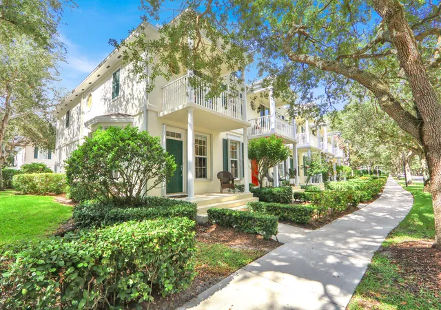 Photo 2 of Sale Pending at 131 Radcliffe Ct, Jupiter, FL 33458 | MLS# B26064032 | Listing updated on 2026-09-29
