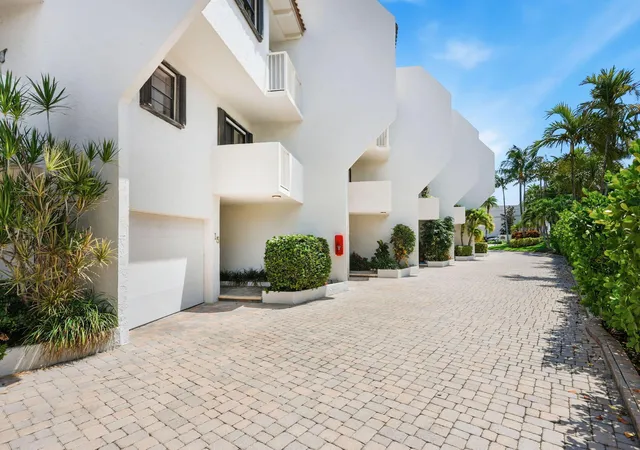Photo 2 of Townhouse for sale at 1222 Hillsboro Mile #15, Hillsboro Beach, FL 33062 | MLS# B26064052 | Listing updated on 2026-10-07