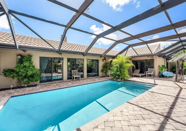 Photo 2 of Townhouse for sale at 6582 Patio Ln, Boca Raton, FL 33433 | MLS# B26064079 | Listing updated on 2026-10-09