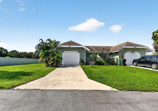 Photo 1 of Single family home for sale at 1713 Se Ryecroft Ct, Port Saint Lucie, FL 34952 | MLS# B26064106 | Listing updated on 2026-09-23