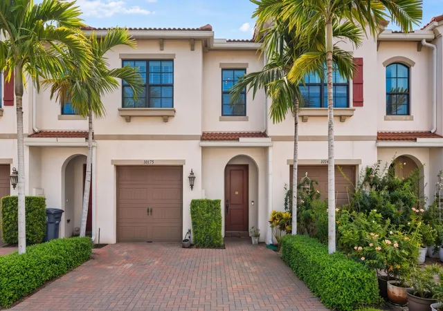 Townhouse for sale at 10175 Akenside Dr, Boca Raton, FL 33428 | MLS# B26064117