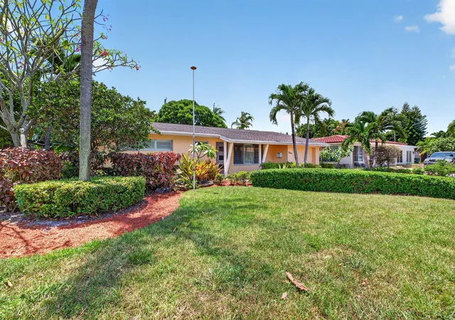 Photo 1 of Single family home for sale at 1858 Ne 34th Street, Oakland Park, FL 33306 | MLS# B26064228 | Listing updated on 2026-10-05