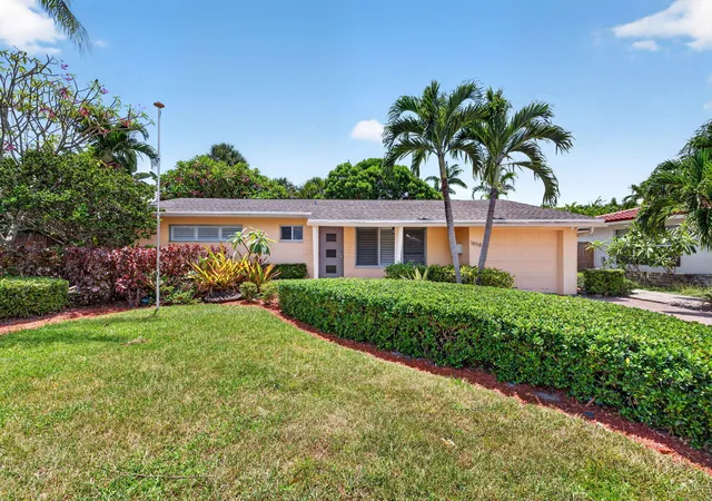 Photo 2 of Single family home for sale at 1858 Ne 34th Street, Oakland Park, FL 33306 | MLS# B26064228 | Listing updated on 2026-10-05