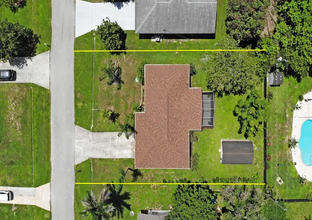 Photo 3 of Single family home for sale at 471 Se Lancaster Ave, Port Saint Lucie, FL 34984 | MLS# B26064254 | Listing updated on 2026-10-02