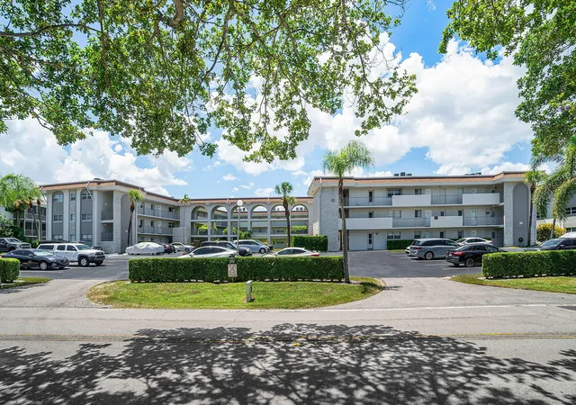 Photo 3 of Condo for sale at 5601 Nw 2nd Avenue, Boca Raton, FL 33487 | MLS# B26064276 | Listing updated on 2026-10-08