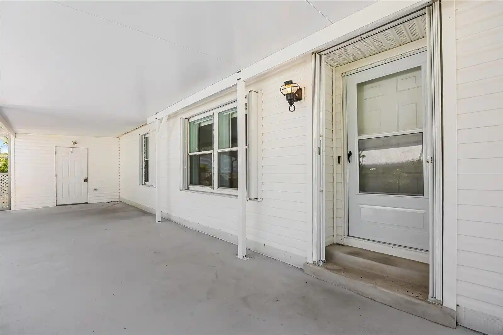 Photo 1 of Manufactured home for sale at 3733 Pendula Cir, Port Saint Lucie, FL 34952 | MLS# B26064551 | Listing updated on 2026-10-26