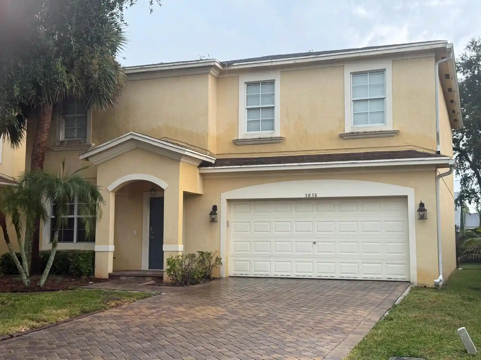 Single family home for sale at 5838 Gypsum Pl, West Palm Beach, FL 33413 | MLS# B26064593