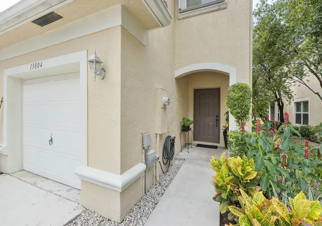 Photo 3 of Townhouse for sale at 13804 Creston Pl, Wellington, FL 33414 | MLS# B26064651 | Listing updated on 2026-10-09
