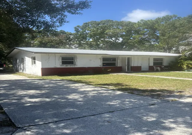 Photo 1 of Sale Pending at 2105 Delaware Ave, Fort Pierce, FL 34950 | MLS# B26064777 | Listing updated on 2026-10-08
