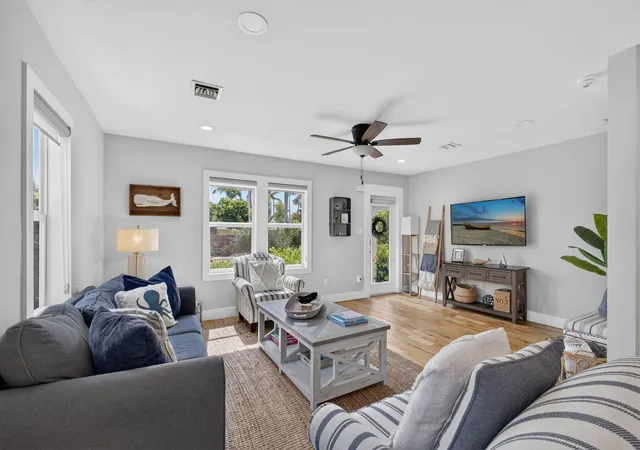 Photo 3 of House for sale at 1305 N Palmway, Lake Worth Beach, FL 33460 | MLS# B26064822 | Listing updated on 2026-10-08