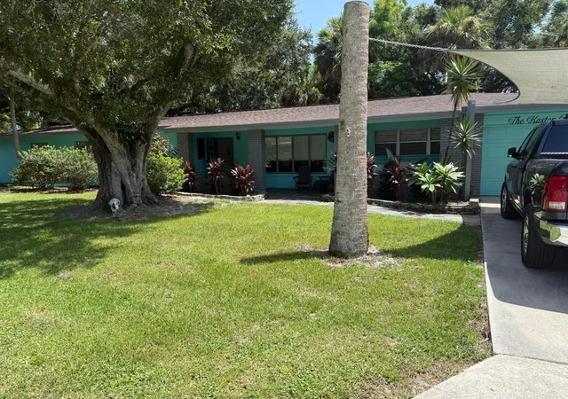 Photo 2 of Single family home for sale at 1111 Trinidad Ave, Fort Pierce, FL 34982 | MLS# B26064873 | Listing updated on 2026-09-23