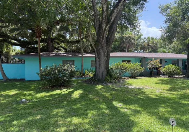 Photo 3 of Single family home for sale at 1111 Trinidad Ave, Fort Pierce, FL 34982 | MLS# B26064873 | Listing updated on 2026-09-23