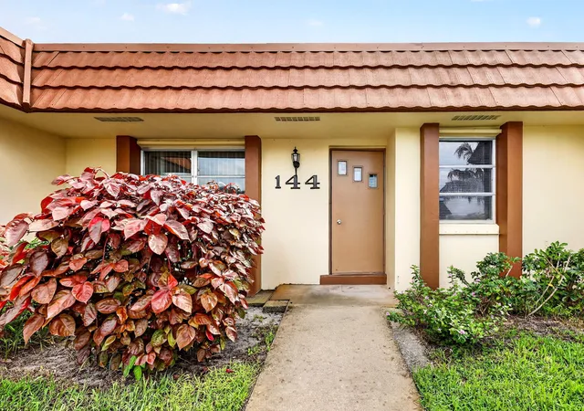 Photo 2 of Condo for sale at 5780 Fernley Dr W #144, West Palm Beach, FL 33415 | MLS# B26064896 | Listing updated on 2026-10-09