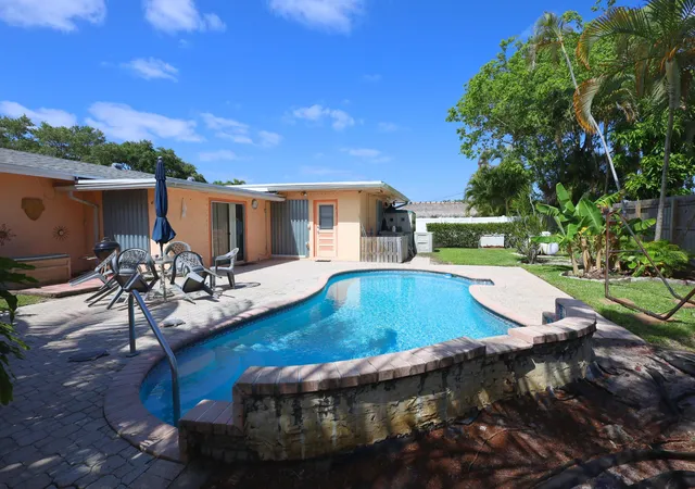 Photo 3 of Single family home for sale at 1259 Sw 7th Street, Boca Raton, FL 33486 | MLS# B26064900 | Listing updated on 2026-10-07