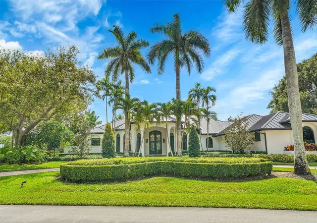 Photo 3 of Mansion for sale at 3600 Paddock Rd, Weston, FL 33331 | MLS# B26064974 | Listing updated on 2026-09-23
