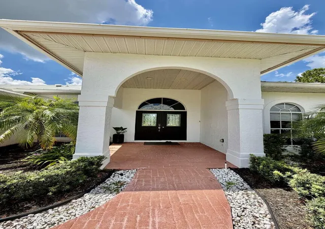 Photo 2 of Single family home for sale at 120 Saratoga Blvd W, Royal Palm Beach, FL 33411 | MLS# B26064988 | Listing updated on 2026-09-29