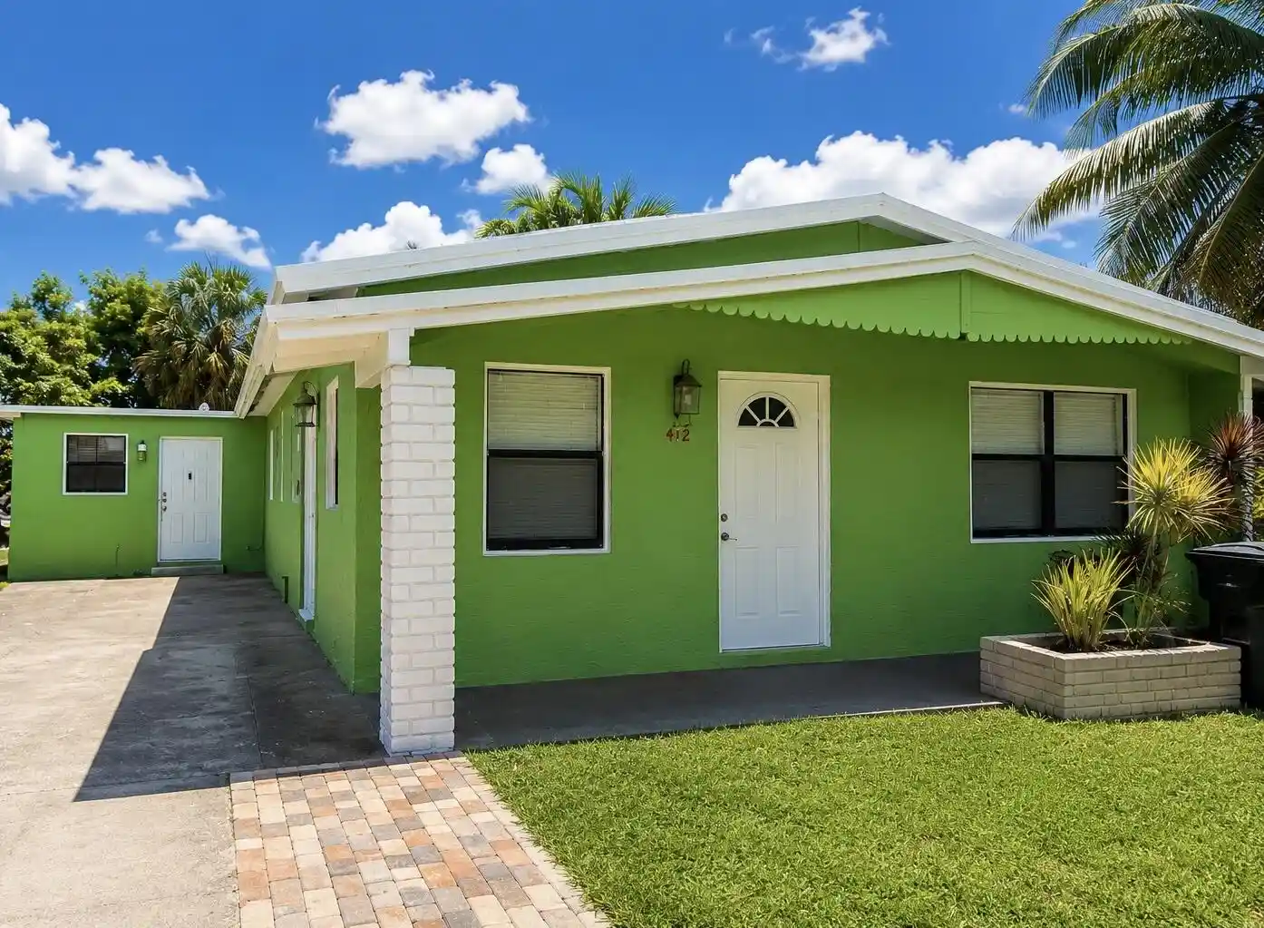 Photo 1 of Single family home for sale at 412 Ne 2nd Street, Boynton Beach, FL 33435 | MLS# B26065046 | Listing updated on 2026-10-17