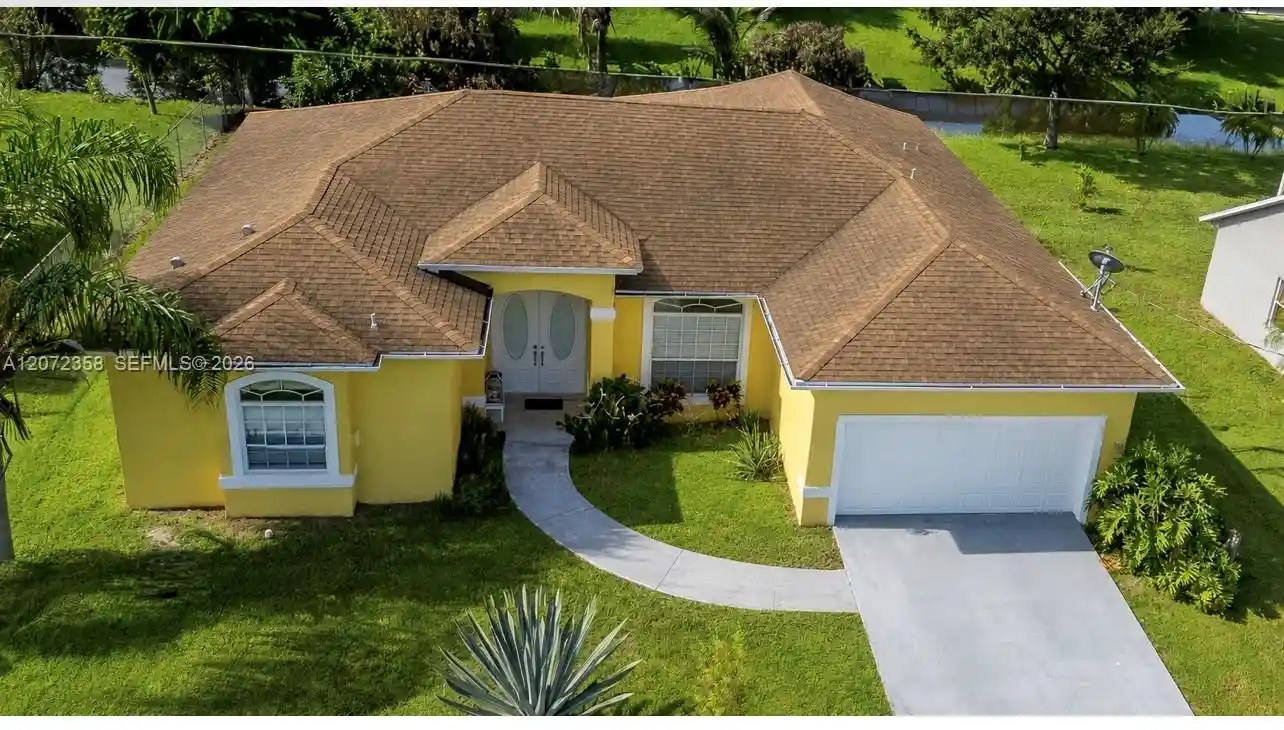Photo 1 of Single family home for sale at 232 Sw Carter Ave, Port Saint Lucie, FL 34983 | MLS# A12072358 | Listing updated on 2026-10-31