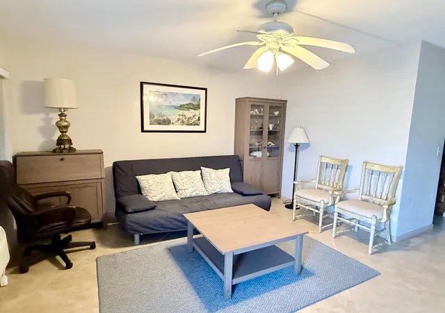 Photo 3 of Condo for sale at 2204 Lake Osborne Dr #5, Lake Worth Beach, FL 33461 | MLS# B26065099 | Listing updated on 2026-10-09