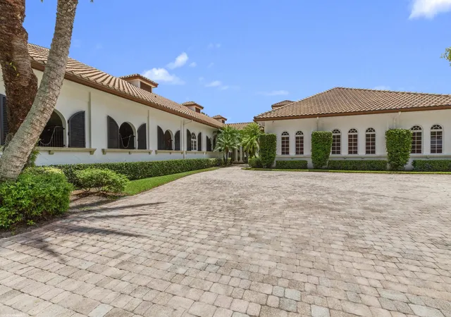 Photo 4 of Single family home for sale at 3382 Grand Prix Farms Dr N, Wellington, FL 33414 | MLS# B26065106 | Listing updated on 2026-09-23