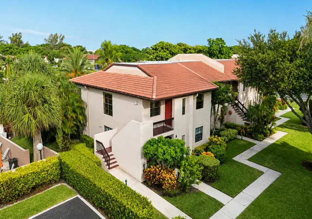 Photo 2 of Condo for sale at 9307 Vista Del Lago #17B, Boca Raton, FL 33428 | MLS# B26065245 | Listing updated on 2026-10-09