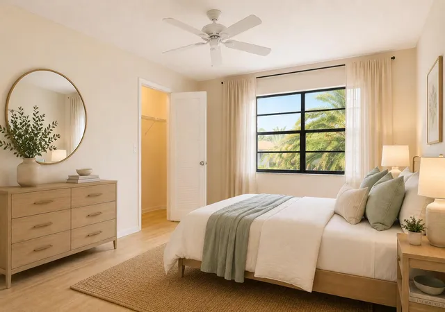Listing Photo 5 - Condo for sale in building located at 9307 Vis Del Lago, Boca Raton, FL 33428 - Unit #17B