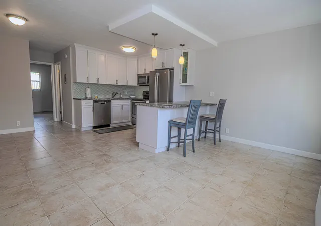 Listing Photo 5 - Condo for sale in building located at 401 N J St, Lake Worth Beach, FL 33460 - Unit #5