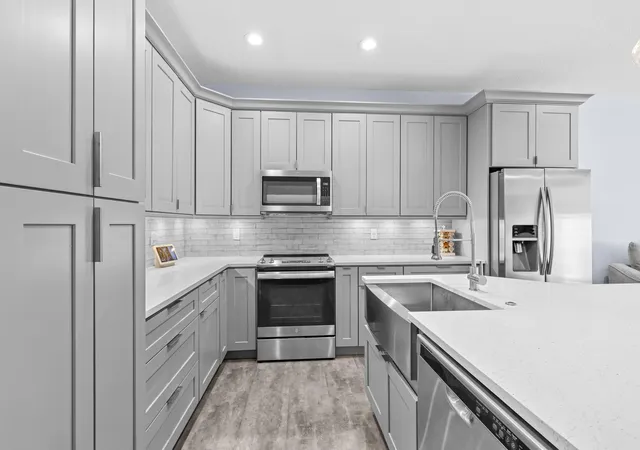 Photo 3 of Townhouse for sale at 5430 Se Moseley Dr, Stuart, FL 34997 | MLS# B26064217 | Listing updated on 2026-09-23